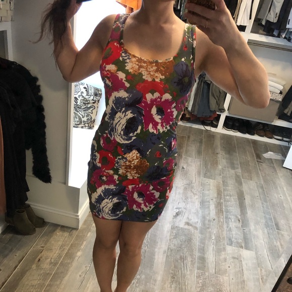 ☀️FLOWER DRESS - Picture 7 of 8